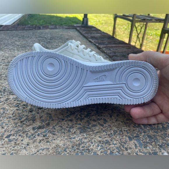 Youth Nike Air Force 1 Low Pale Ivory Sea Glass Sneakers - Picture 7 of 10